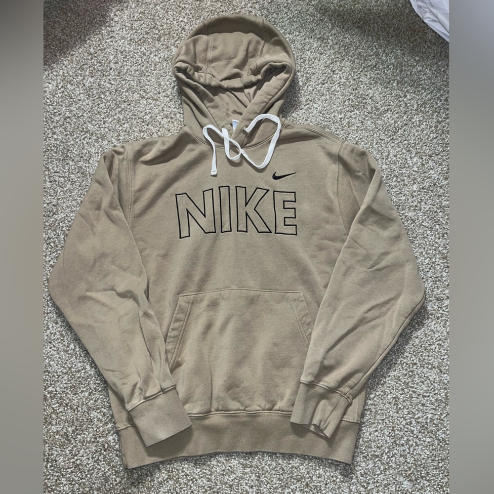 Nike - Beige/tan hoodie w/chunky lettering